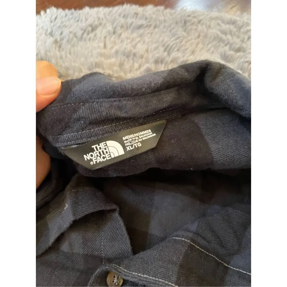 The north face men’s Xl flannel button‎ up